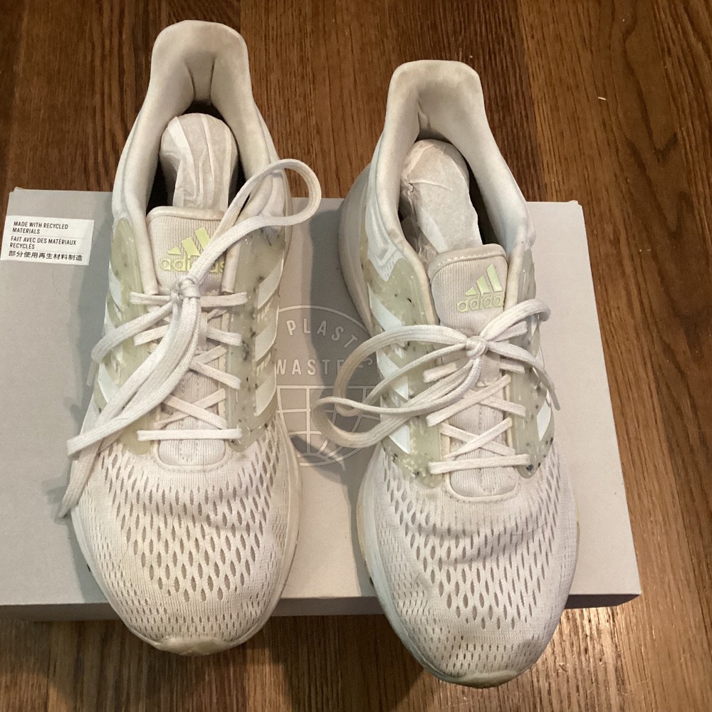 Adidas white/neon running shoe ladies 9